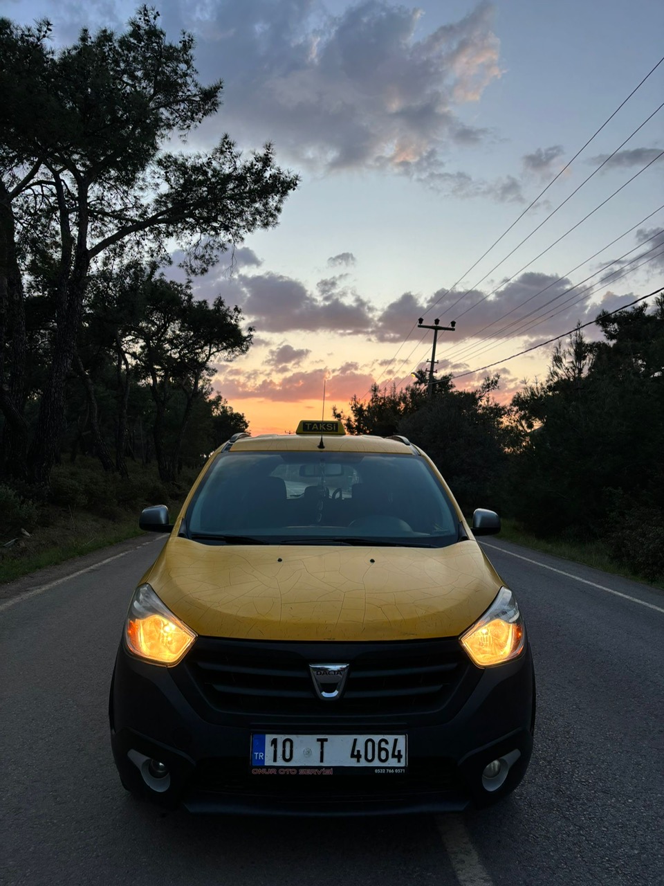 Sarımsaklı Taksi Ön Görünüm